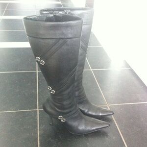 Vintage Y2K black knee high boots with mirror heels - size 6